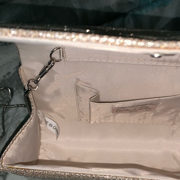 NWOT Estee & Lilly Gold Clutch Purse - Picture 5 of 11